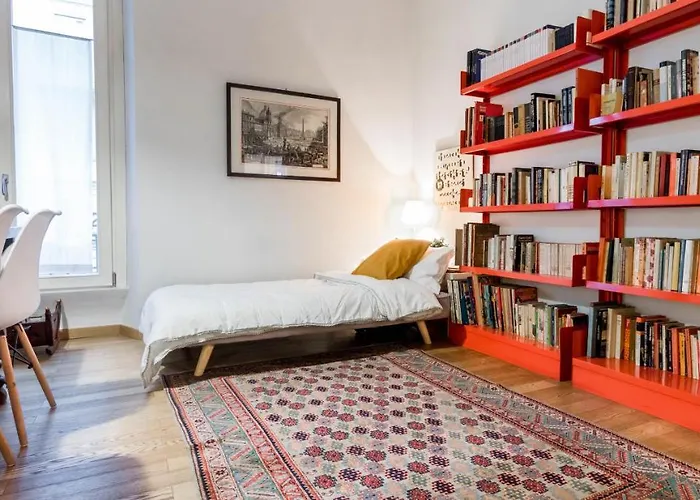 Joivy Apt For 6 With Big Terrace In Milan Centro Storico