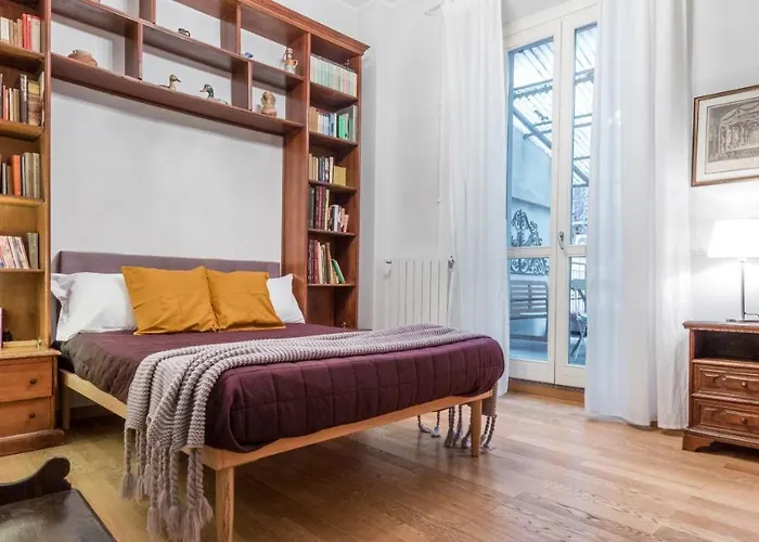 Joivy Apt For 6 With Big Terrace In Milan Centro Storico